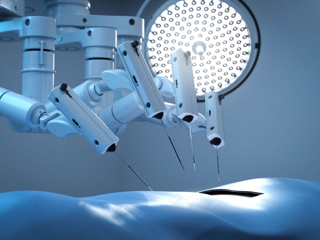 Equipamento cirúrgico robótico moderno, utilizado em procedimentos de cirurgia minimamente invasiva, indicado para cirurgia robótica da próstata